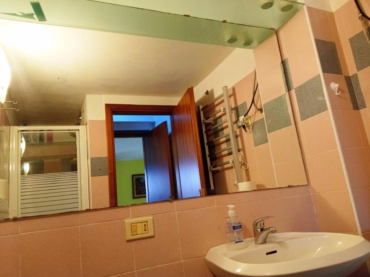 Cute Little Flat With View, 20 Mins To Bgy Airport Apartment Pradalunga Luaran gambar