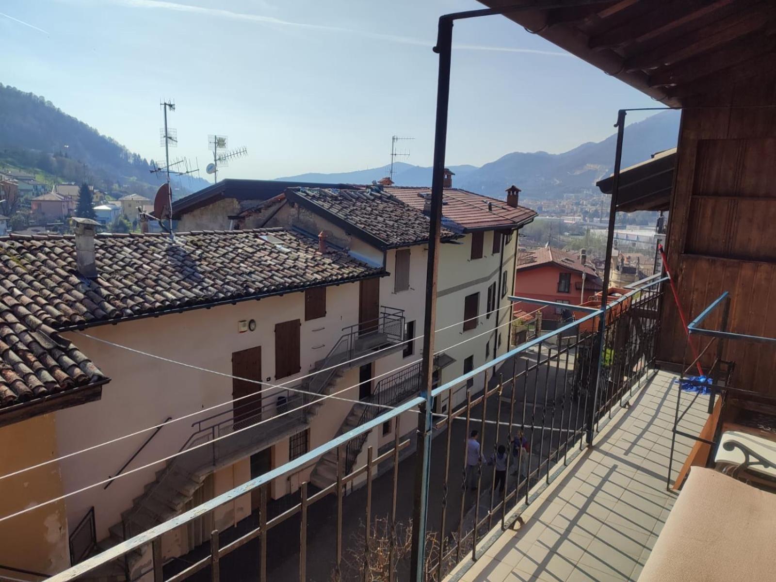 Cute Little Flat With View, 20 Mins To Bgy Airport Apartment Pradalunga Luaran gambar