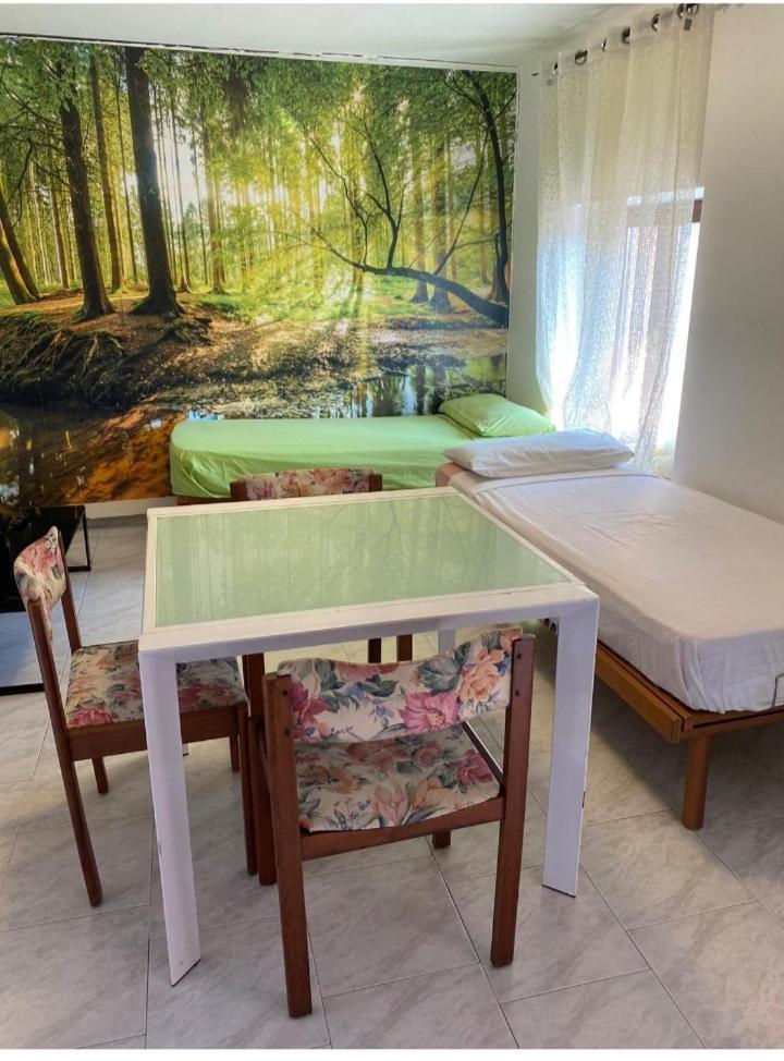 Cute Little Flat With View, 20 Mins To Bgy Airport Apartment Pradalunga Luaran gambar